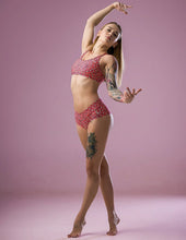 Cargar imagen en el visor de la galería, Pole Dance Shorts Hot Pants Leo KISS Dragonfly - 24/48 HRS