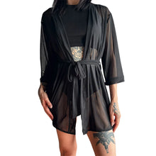 Cargar imagen en el visor de la galería, Kimono Corto Transparente Negro