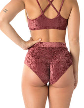 Cargar imagen en el visor de la galería, Pole Dance Short Lola Terciopelo Dragonfly 24/48 HRS