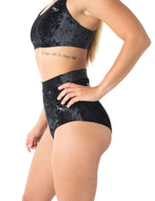 Cargar imagen en el visor de la galería, Pole Dance Short Lola Terciopelo Dragonfly 24/48 HRS