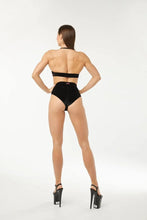 Cargar imagen en el visor de la galería, Polerina Wear Bikini Short - Terciopelo Negro