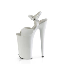 Cargar imagen en el visor de la galería, Tacones Pleaser BEYOND-009 Blanco Charol
