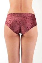 Cargar imagen en el visor de la galería, Pole Dance Short Hot Pants Velvet Dragonfly