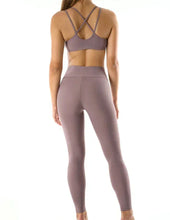 Cargar imagen en el visor de la galería, Top Nicole Dragonfly