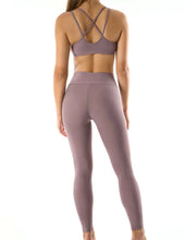 Cargar imagen en el visor de la galería, Top Nicole Dragonfly