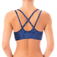 Cargar imagen en el visor de la galería, Top Nicole Velvet Dragonfly