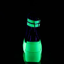 Cargar imagen en el visor de la galería, Botines Demonia SHAKER-52 Negro Pat-UV Neon Verde