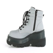Carregar imagem no visualizador da galeria, Botines Demonia SHAKER-52 Grey Reflective