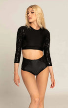 Cargar imagen en el visor de la galería, Short ULTRA GRIP Leopard Black | Vive Pole | 24-48 Hrs