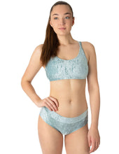 Cargar imagen en el visor de la galería, Pole Dance Short Hot Pants Velvet Dragonfly
