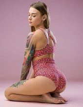 Cargar imagen en el visor de la galería, Betty Short Leo KISS Dragonfly - 24/48 HRS

