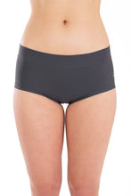 Cargar imagen en el visor de la galería, Pole Dance Short Mandy Dragonfly 24/48 HRS
