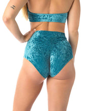 Cargar imagen en el visor de la galería, Pole Dance Short Lola Terciopelo Dragonfly

