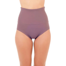 Cargar imagen en el visor de la galería, Shorts de cintura alta Betty Dragonfly
