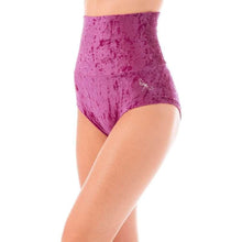 Cargar imagen en el visor de la galería, Shorts de cintura alta Betty Velvet Dragonfly
