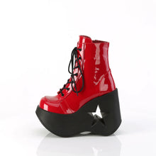 Load image into Gallery viewer, Botines Demonia DYNAMITE-106 Rojo Pat
