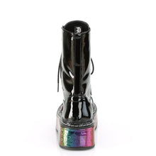 Carregar imagem no visualizador da galeria, Botas Demonia EMILY-350 Negro Pat-Rainbow Hologram w/ Hearts
