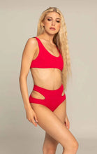 Cargar imagen en el visor de la galería, SHORT OPENCUT RED CORAL PARADISE CHICK
