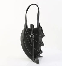 Carregar imagem no visualizador da galeria, Calzado Demonia HB-215 Negro Piel vegana

