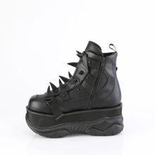 Cargar imagen en el visor de la galería, Zapatos con plataforma Demonia NEPTUNE-68 Negro Piel vegana
