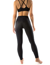 Cargar imagen en el visor de la galería, Top Nicole Dragonfly
