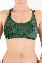 Cargar imagen en el visor de la galería, Top Nicole Velvet Dragonfly Terciopelo 24/48 HRS
