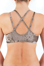 Cargar imagen en el visor de la galería, Top Nicole Velvet Dragonfly
