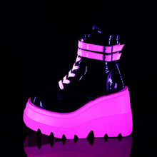 Load image into Gallery viewer, Botines Demonia SHAKER-52 Negro Pat-UV Neon Rosa

