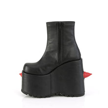 Cargar imagen en el visor de la galería, Botines Demonia SLAY-77 Negro-Rojo Piel vegana
