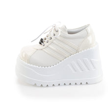 Cargar imagen en el visor de la galería, Zapatos con plataforma Demonia STOMP-08-1 - Blanco roto charol / Piel vegana
