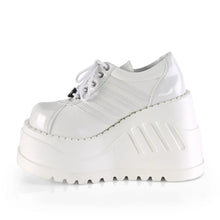 Cargar imagen en el visor de la galería, Zapatos con plataforma Demonia STOMP-08 Blanco Pat-Piel vegana
