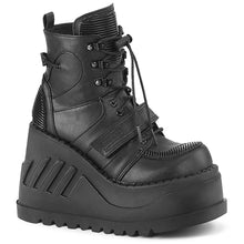 Carregar imagem no visualizador da galeria, Botines Demonia STOMP-13 Negro Piel vegana
