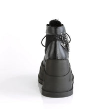 Carregar imagem no visualizador da galeria, Botines Demonia STOMP-18 Negro Piel vegana-Grey Velvet
