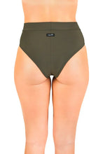 Load image into Gallery viewer, Molly Dragonfly mesh shorts 24/48 HRS
